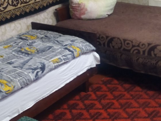 Здається кімната для 2 людей на вулиці Незалежності . Ціна 5000 гривень. Бровары