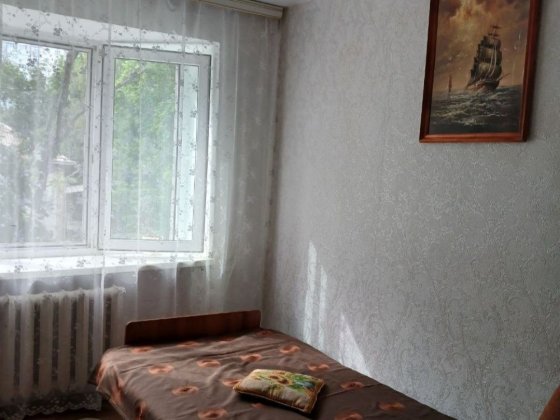 Оренда кімнати в гуртожитку вул.Київська 298 А, 5500  грн. комунальні входять в цю суму. (Для однієї Бровары