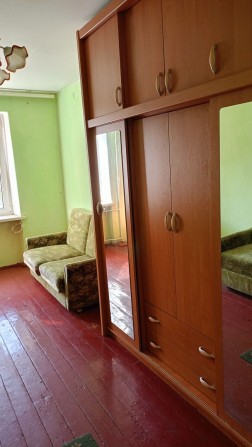 Здається кімната в сімейному гуртожитку - фото 1