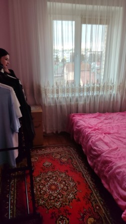 Здам кімнату  для працюючої дівчини без шкідливих звичок, бажано медика з 1-15 червня - фото 1
