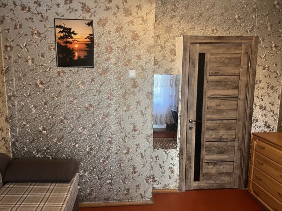 Оренда кімнати здам кімнату для дівчини 12м2 в 3х кімнатній кв.