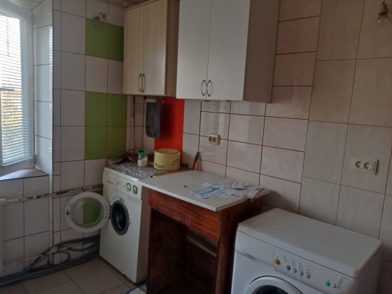 Оренда кімнати в комунальній квартирі вул.Вишгородська 46 площа Шевченка Оболонський район