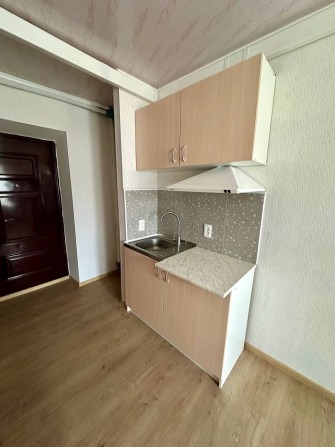 Оренда кімнати в гуртожитку зі своєю кухнею і санвузлом - фото 1