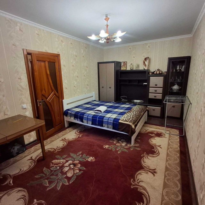 Здам кімнату. Проживання з власницею. Район Малікова.Ціна 5000 грн - фото 1