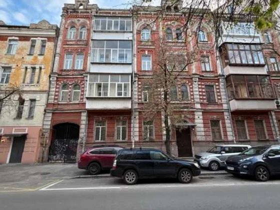 Продаж 4-к квартири вул. Волоська 37а Киев