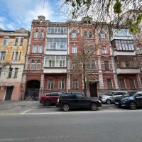 Продаж 4-к квартири вул. Волоська 37а Киев
