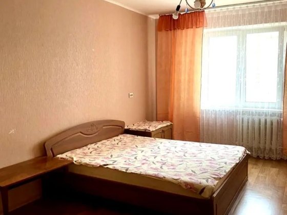 Оренда кімнати вул. Урлівська, Позняки, можна для 2 дівчат.