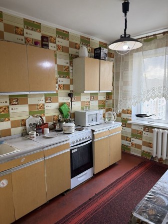 Здам кімнату без власників Урожай , Литвиненко. 16школа. Матроса Кішки. Медичний університет. Ізумру - фото 1
