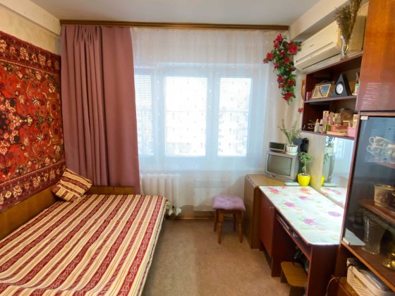Здам кімнату  в  комунальній  квартир., м. Чернігівська, вул. Юності 7