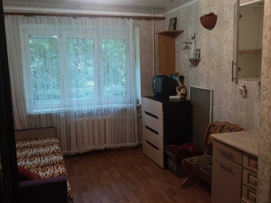 Сдам комнату в коммуне возле Парка.