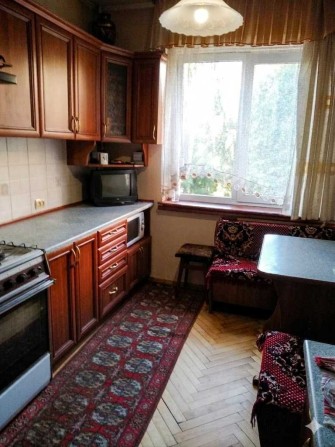 Оренда ізольованої кімнати вул Шевченка Рясне 1 - фото 1