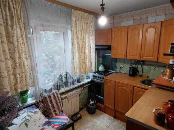 Оренда кімнати, пр-кт Корольова Академіка 12.