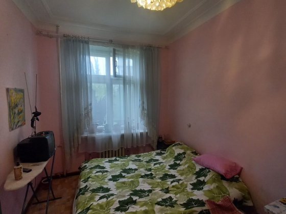 Сдам комнату в центре, молдаванка. Ул.Градоначальницкая.