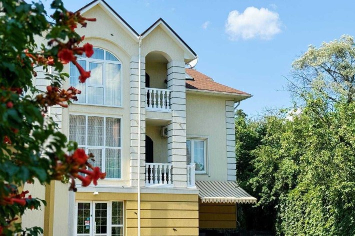 Оренда будинку 600 м кв  без % Солом'янський р-н, Каменярів 42-б - фото 1
