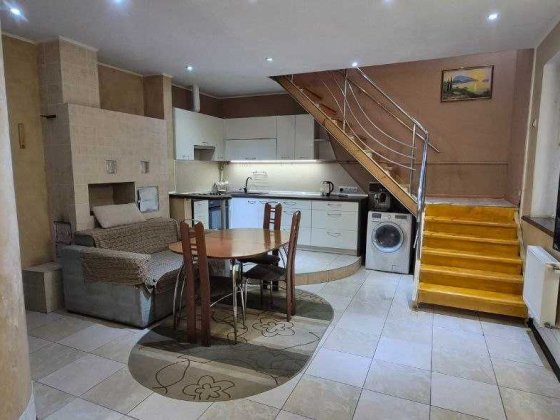 Оренда будинку на Осокорках, Садова 65 (газ, генератор, пічка), поруч метро