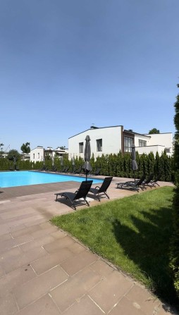 Оренда таунхауса в КМ Green Place з басейном на території! Газове опалення - фото 1