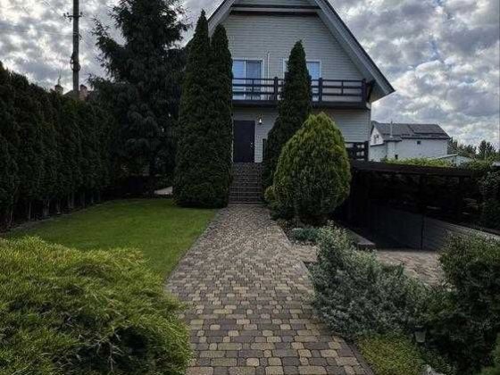 Оренда будинку в Бортничах біля озера Киев