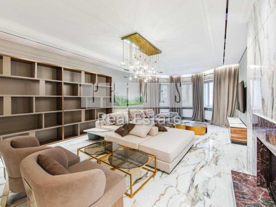 Оренда преміум будинку на Печерську 1000 м² 35 соток Печерська Лавра, Урядовий квартал, Озеро, басей