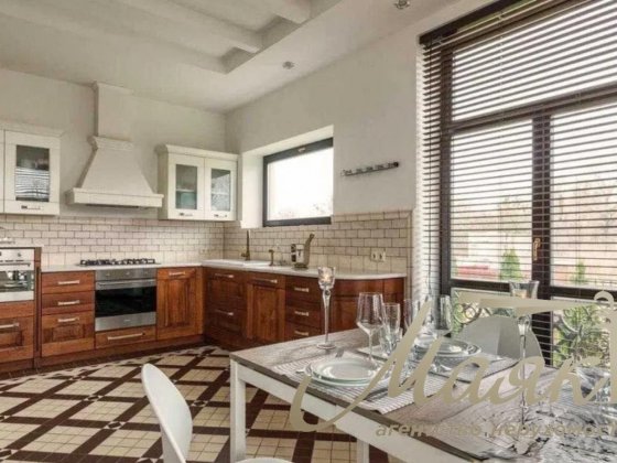 Оренда 2х-поверхового будинку 430 м²  Конча-Заспа/Козин/Голосіївський район,  13 соток, Столичне шос