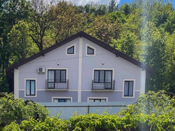 Оренда Будинку поруч Високого Замку: комфорт, безпека та локація у тихому центрі Львова Львів