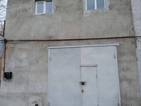 Двоповерховий гараж на газопроводі Бердичев