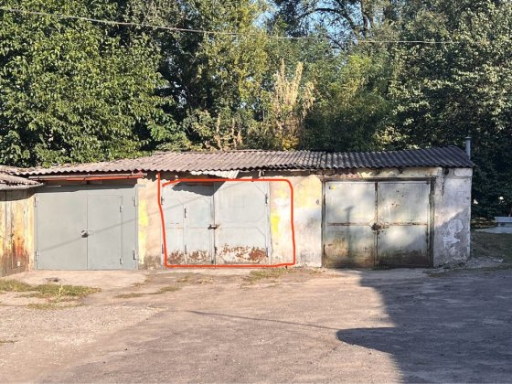 Гараж в районе 9 школы Кам'янське