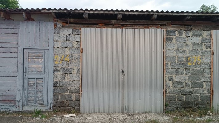 Продам гараж у кооперативі на Мазепи біля катка - фото 1