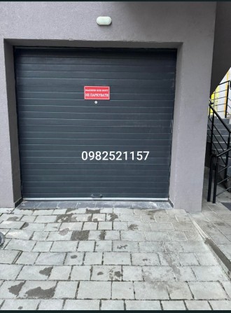 Гараж центр м. Стрий вул. Шевченка 111б ЖК PARK HALL 33 м2 на 2 авто - фото 1