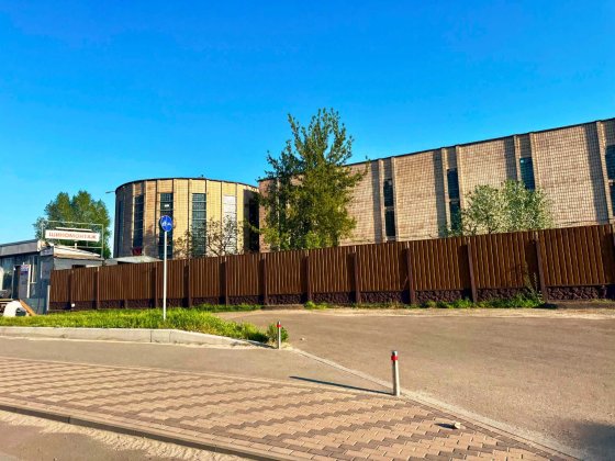 Продам гаражний бокс в ГБК Березняки-3. За адресою: вул. Березняківська, 23. Киев
