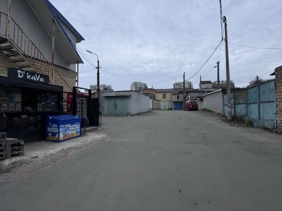 Продаж гаража з підвалом 43 м2 , в ГК Барвінок 2 ! Приватизований! Біля Крістер град , Варшавський Киев