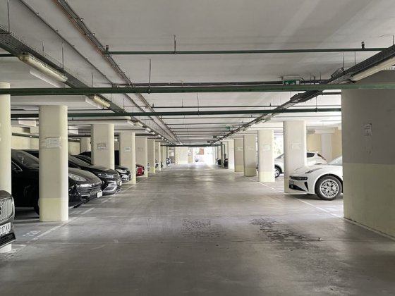 Продам паркинг Соломенский р-н (Севастопольская пл.) Киев