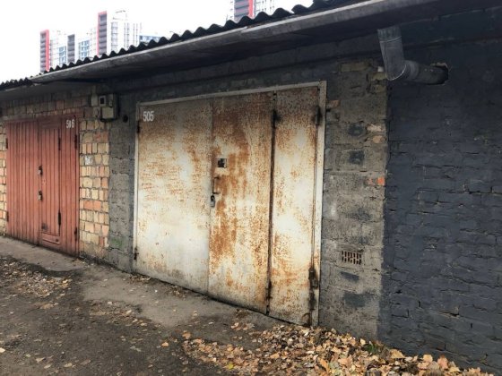 Продаж цегляний гараж у Дарницькому районі «Позняки-3» Киев