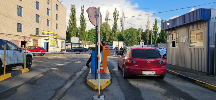 продам гараж Іподром ГК Теремки Касіяна 1, на 3 рівні + кладовка є відео - фото 1