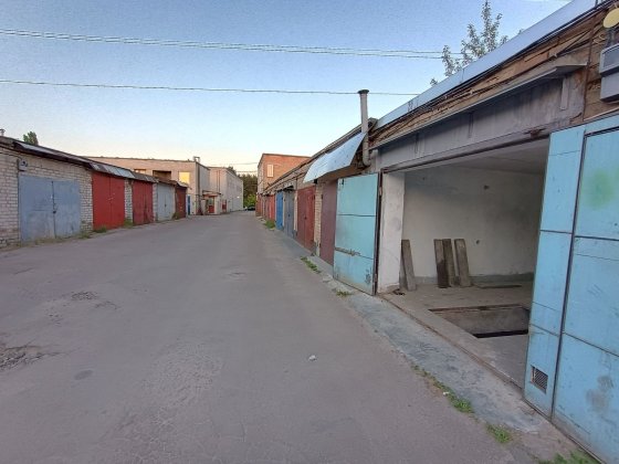 Продам гараж Деснянський Супутник 3 Спутник Крайняя 13 Крайня 13  Троещина хозяїн власник хозяин Киев