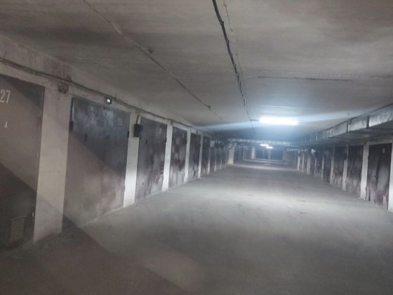 Продається підземний гаражний бокс ,  перехрестя Чорновола/Казарменна( Андрющенко) Киев