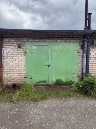 Гараж на против МЕТРО - фото 1