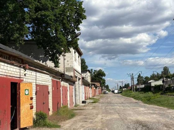 Гараж в кооперативі, капітальний, Малинська 22 Академмістечко