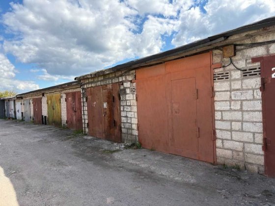 Продам капітальний гараж Кривий Ріг
