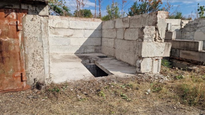 Продам недостроенные гаражи .ГСК Проэкт. Ц.Гор р-н - фото 1