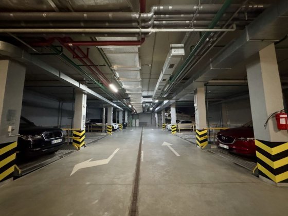 Продам підземний паркінг ЖК Аристократ Киев