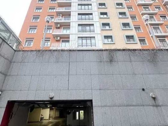 Продажа паркомісця ,ЖК Капітолій,вул.Хрещатик 27Б! Киев