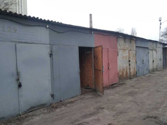 продам гараж кооператив "Автокуреневка" 14.8 м.кв Киев