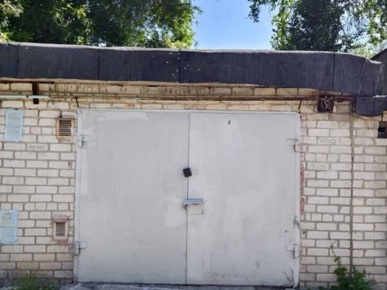 Продам великий гараж на Тополі-1 Дніпро