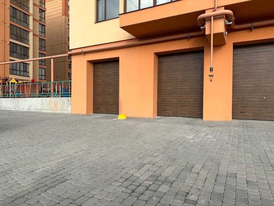 Продам Гараж в ЖК Щасливий, 28 м кв Дніпро
