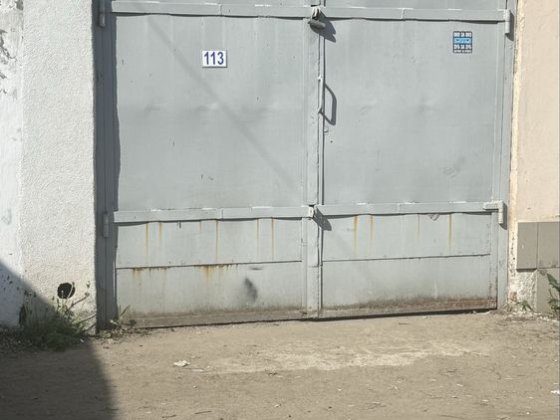 Продам гараж, вул. Єрошенка 17( вище заправки) Львів
