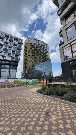Паркинг Айтаун Itown дом  С А Софиевская - фото 1