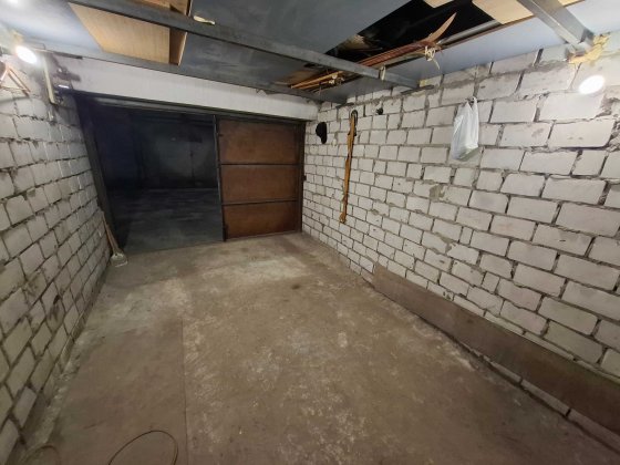 Продаж гаража вул. Сигнівка 13 Загальна площа 18м.кв. хороший заїзд. Львов