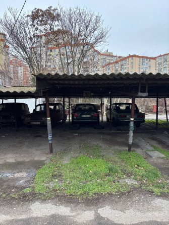 Место на крытой стоянке - фото 1