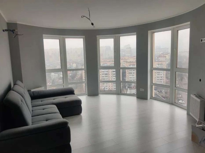 Продаж 2-к квартири вул. Новомостицька 15 - фото 1