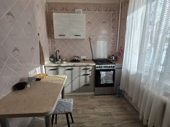 Сдам 2 комнатную квартиру р-н Черемушки Кам'янське